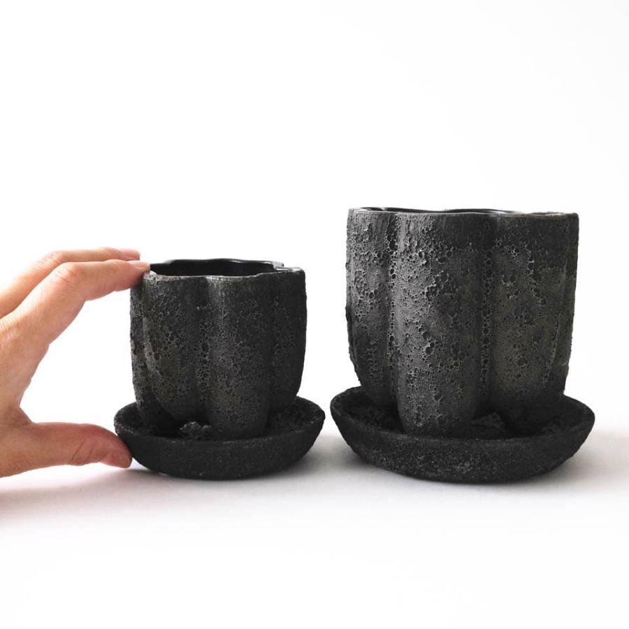 Stump／ストンプ 植木鉢 受け皿付 3号 4号 溶岩石風 ブラック ざらざら