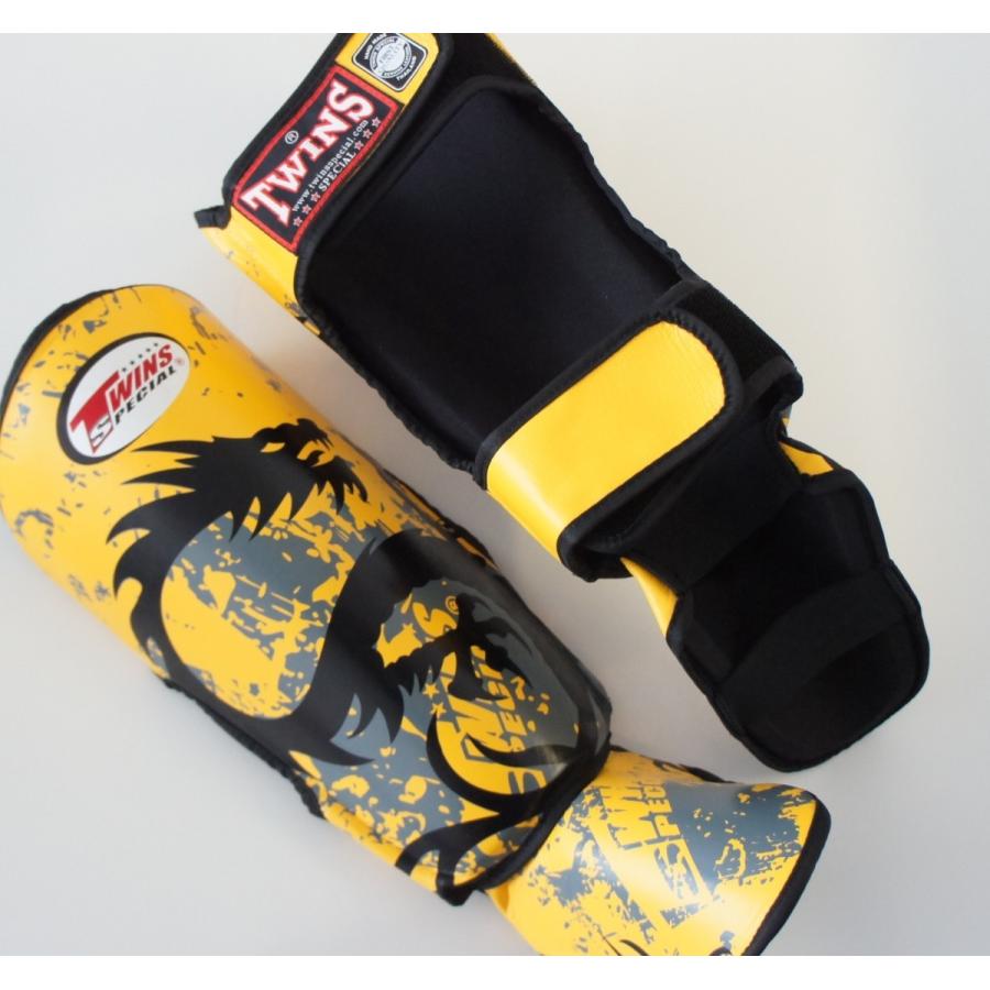 ツインズ TWINS レガース ツインズ TWINS 合皮製 キックボクシング レガース スネ