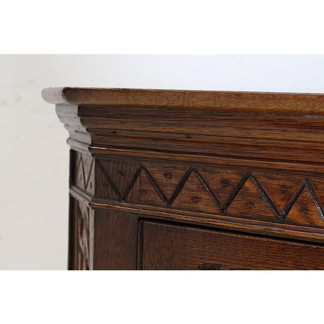 ca-5　1930年代イギリス製アンティーク　オーク　ゴシック様式　壁掛け　コーナーカップボード　コーナー家具　食器棚 |  | 11