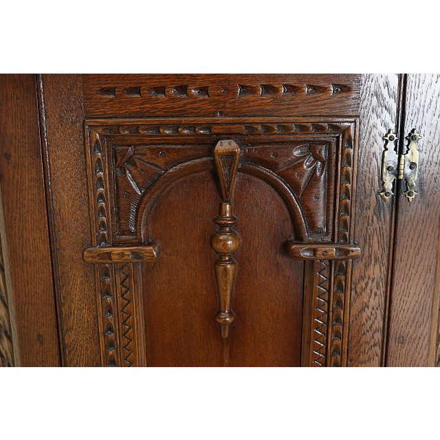 ca-5　1930年代イギリス製アンティーク　オーク　ゴシック様式　壁掛け　コーナーカップボード　コーナー家具　食器棚 |  | 12