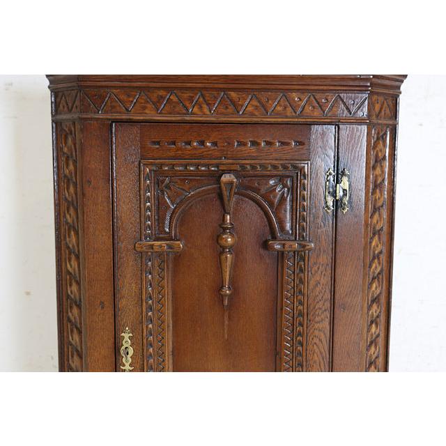 ca-5　1930年代イギリス製アンティーク　オーク　ゴシック様式　壁掛け　コーナーカップボード　コーナー家具　食器棚 |  | 08