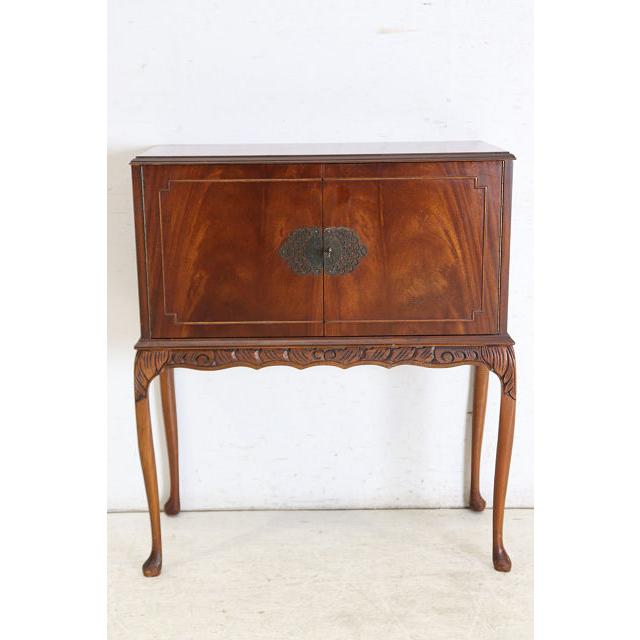 cb-10　1960年代イギリス製ビンテージ　ウォルナット　ビクトリアンスタイル　カクテルキャビネット　カップボード　食器棚　収納家具 |  | 04