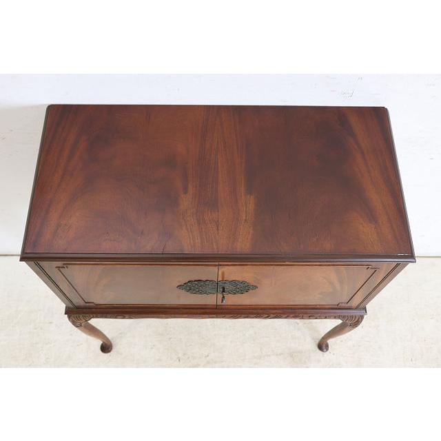 cb-10　1960年代イギリス製ビンテージ　ウォルナット　ビクトリアンスタイル　カクテルキャビネット　カップボード　食器棚　収納家具 |  | 06