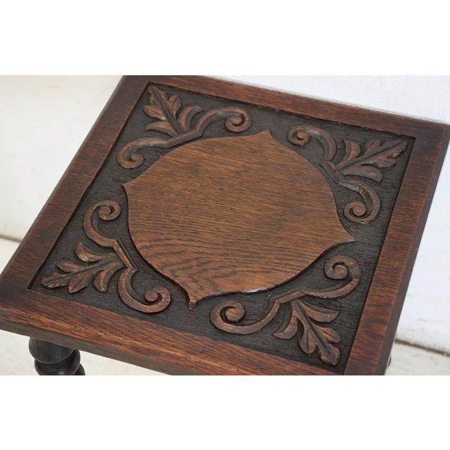 cd-5　1930年代イギリス製アンティーク　オーク　カーブド　彫刻　サイドテーブル　チャーチテーブル |  | 19