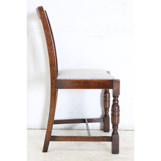 イギリス製人気のヴィンテージ 無垢材ダイニングチェア2️⃣