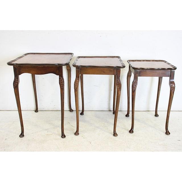 nt-8　1930年代イギリス製アンティーク　ウォルナット　クイーンアンスタイル　ネストテーブル |  | 03