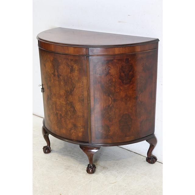 sb-1　1930年代イギリス製アンティーク　ビクトリアンスタイル　ウォルナット　ボウルクロウフット　ハーフムーン　サイドボード　収納家具 |  | 02