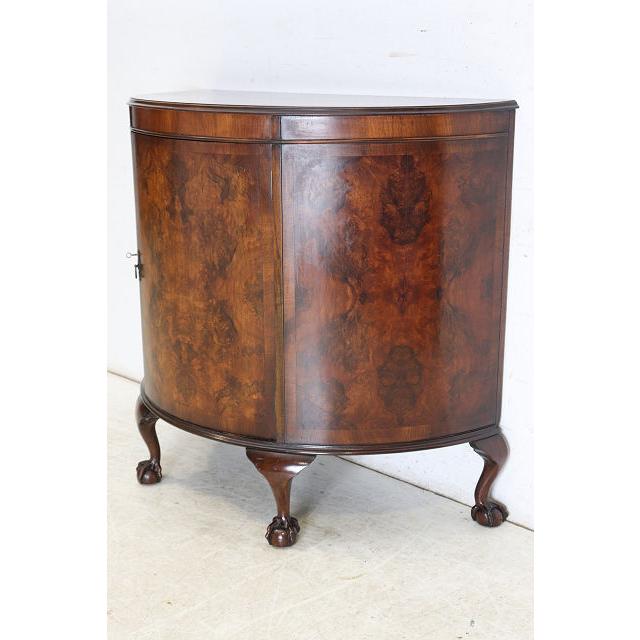 sb-1　1930年代イギリス製アンティーク　ビクトリアンスタイル　ウォルナット　ボウルクロウフット　ハーフムーン　サイドボード　収納家具 |  | 04