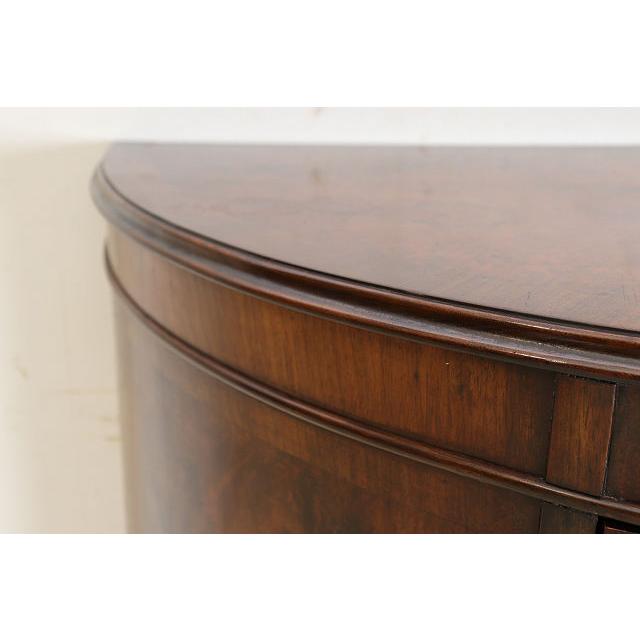 sb-1　1930年代イギリス製アンティーク　ビクトリアンスタイル　ウォルナット　ボウルクロウフット　ハーフムーン　サイドボード　収納家具 |  | 08