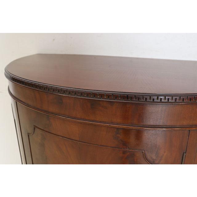 sb-3　1930年代イギリス製アンティーク ビクトリアン様式 ウォルナット ボウルクロウフット カブリオーレ ハーフムーン サイドボード 収納家具 店舗什器 |  | 11