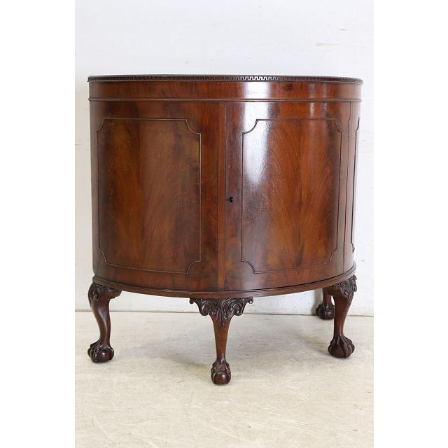 sb-3　1930年代イギリス製アンティーク ビクトリアン様式 ウォルナット ボウルクロウフット カブリオーレ ハーフムーン サイドボード 収納家具 店舗什器 |  | 18