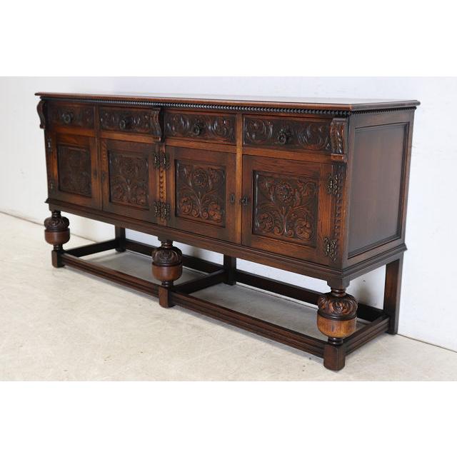 sb-6　1960年代イギリス製ビンテージ ビクトリアンスタイル オーク パイナップルレッグ サイドボード ローボード 大型 彫刻された バッフェ |  | 04