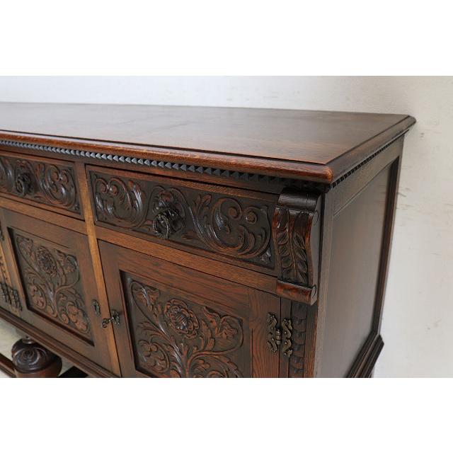 sb-6　1960年代イギリス製ビンテージ ビクトリアンスタイル オーク パイナップルレッグ サイドボード ローボード 大型 彫刻された バッフェ |  | 08