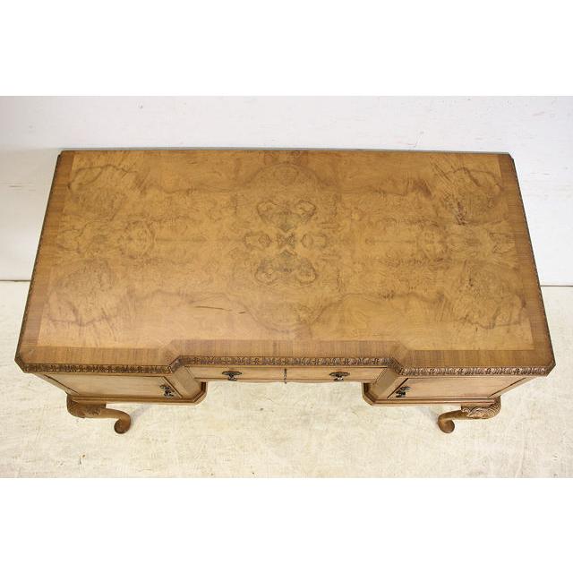 sb-8　1970年代 イギリス製 ヴィンテージ　ウォルナット材　クイーンアンスタイル　サイドボード　バッフェ |  | 05