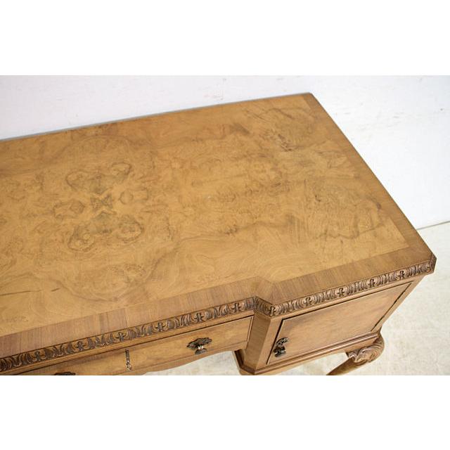 sb-8　1970年代 イギリス製 ヴィンテージ　ウォルナット材　クイーンアンスタイル　サイドボード　バッフェ |  | 08