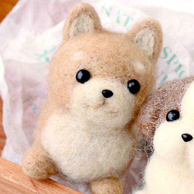 スターターキット付き 柴犬とシーズー フェルトマスコット スターターキット付き 柴犬とシーズー フェルトマスコット