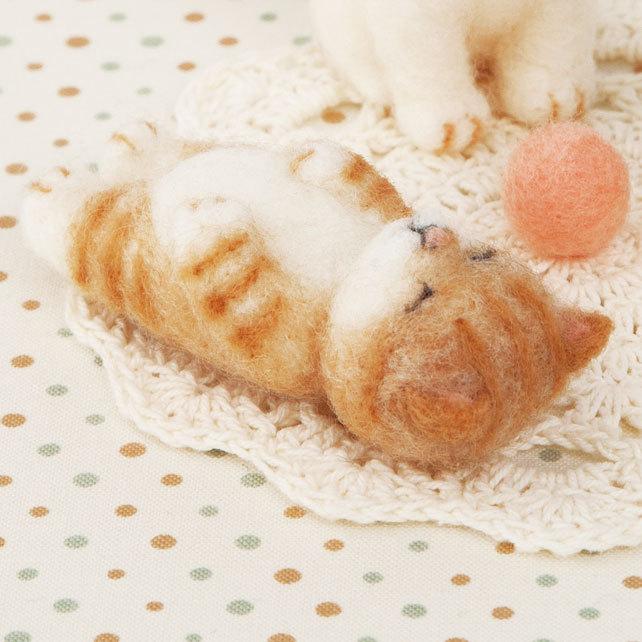 アクレーヌスターターセット付き 白ねこ 三毛猫 茶トラ猫 赤ちゃん