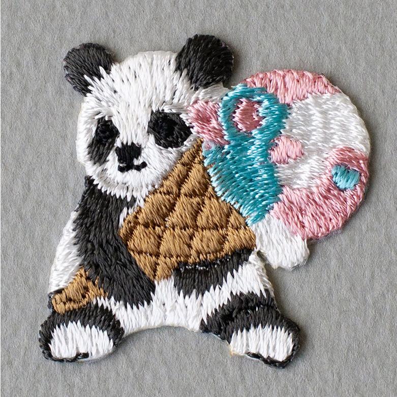 プペ刺繍ワッペン アイスクリームを抱いてるパンダ 3枚入り 手作り ハンドメイド ワンポイント アイロン接着 Diy 動物 Hm459 108 幸せデリバリー 通販 Yahoo ショッピング