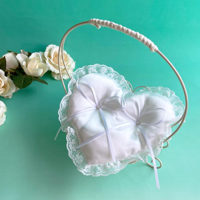 サーバーバスケットと大きいハート型クッションのリングピロー Lサイズ 完成品 ワイヤー 結婚式 ウェディング 指輪交換 Server Heart L Rp 幸せデリバリー 通販 Yahoo ショッピング