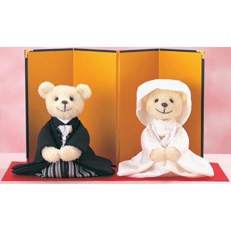 しあわせいっぱい和装くまさんのウェルカムベア 完成品 座ったタイプ 金屏風・赤もうせん付き 結婚式 ウェルカムドール 結婚祝い