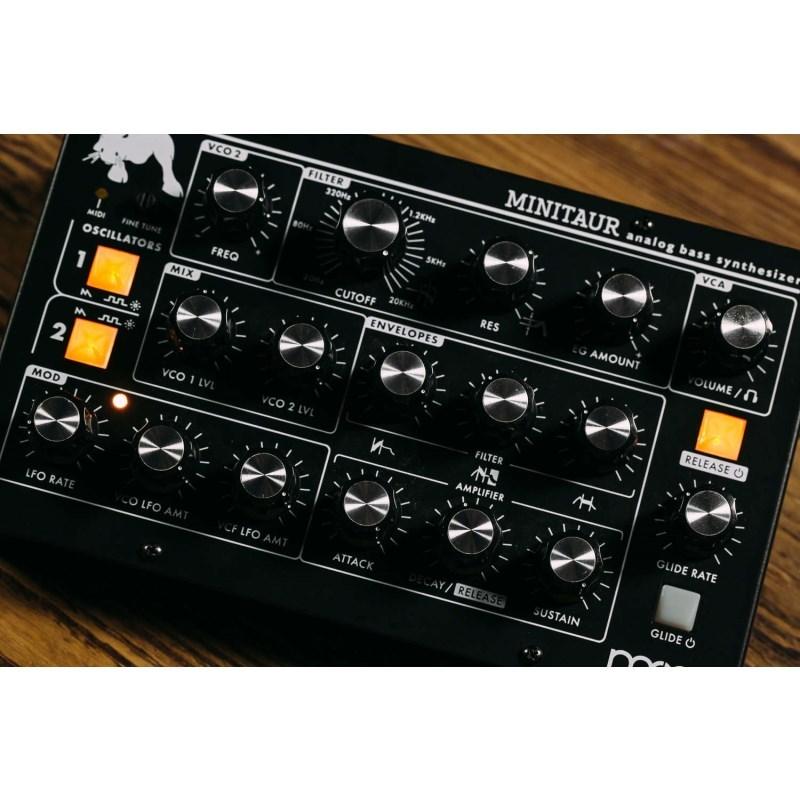 Moog MINITAUR アナログシンセサイザー 暖かいフィルターが魅力。アナログシンセサイザー Moog Minitaur