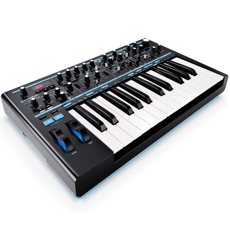 NOVATION Bass station II 【軍事基地専門職立ち会い場で試奏可能！】