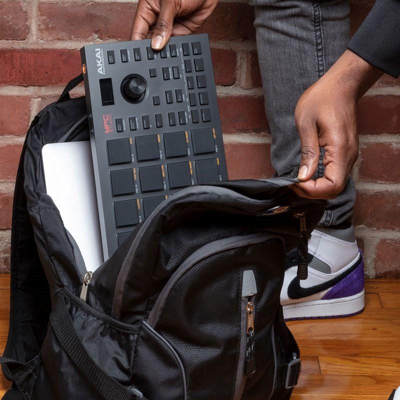 AKAI professional MPC Studio 【MPCソフトウェア専用音楽制作