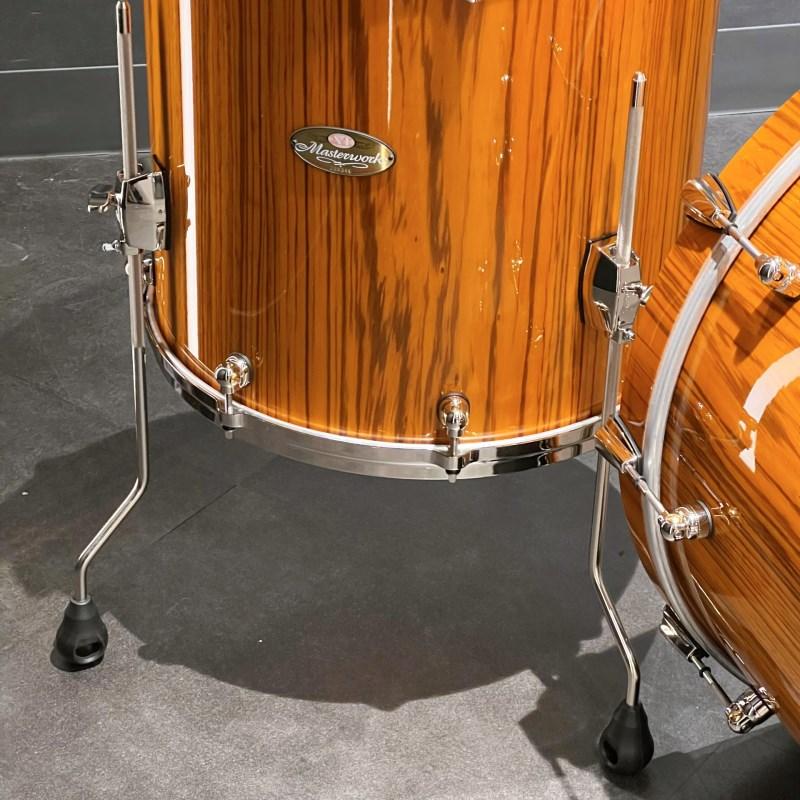 Pearl 【値下げしました！】Masterworks 4pc Drum Kit [BD22，FT16 