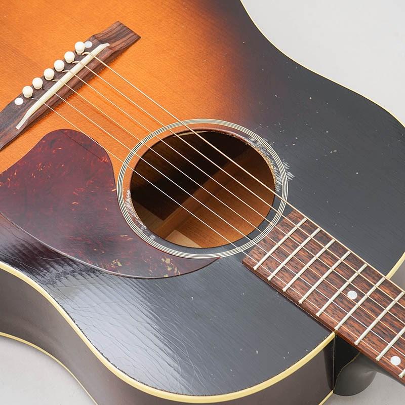 売れ筋オススメ Gibson Murphy Lab Collection 1942 Banner J-45 Vintage Sunburst Light Aged #22463051 【ボディバッグプレゼント！】