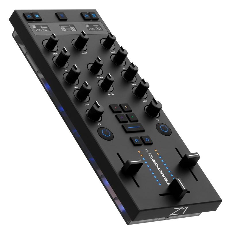 Native Instruments TRAKTOR Z1 MK2【Native Access登録で