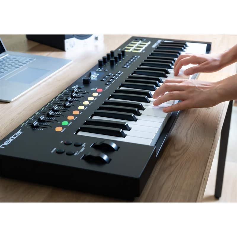 Nektar Technology Impact LX49 mk3 (ネクターテクノロジー)(USB・MIDI