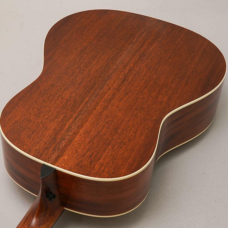 TAYLOR Gold Label 517e テイラーの画像