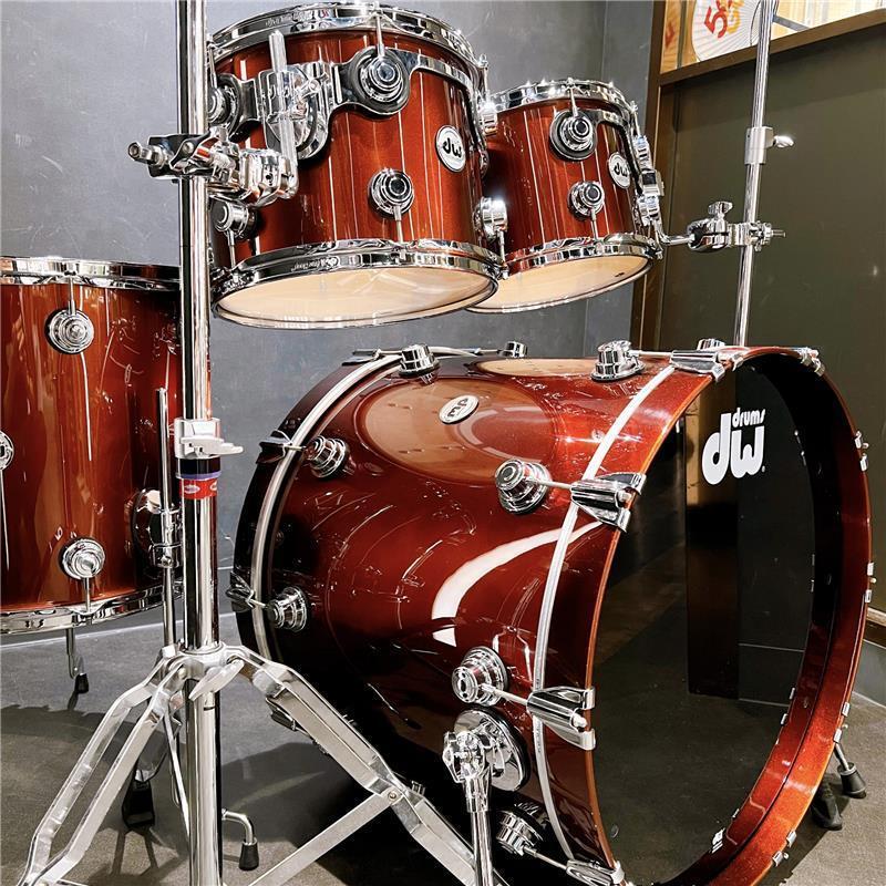 dw Collector's Pure Maple 4pc Drum Kit [BD22，FT16，TT12&10 /Root