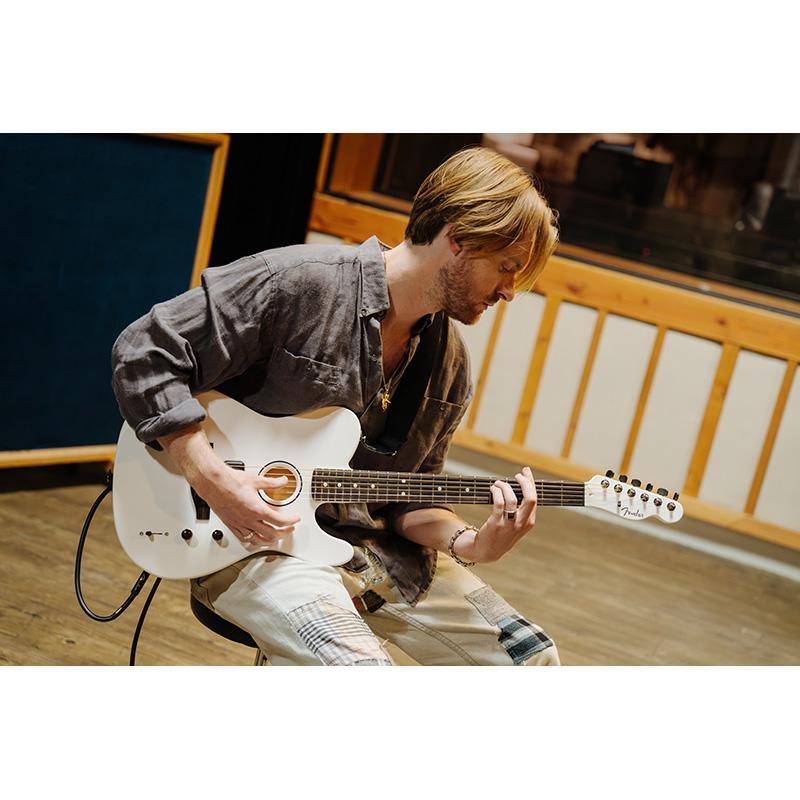 Fender Acoustics Limited Edition FINNEAS American Acoustasonic Telecaster (Satin Arctic White/Ebony)の画像