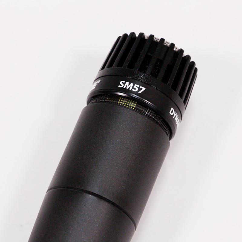 専用品 SHURE USED SM57 (シュア)(定番ダイナミックマイク)(楽器・ギター