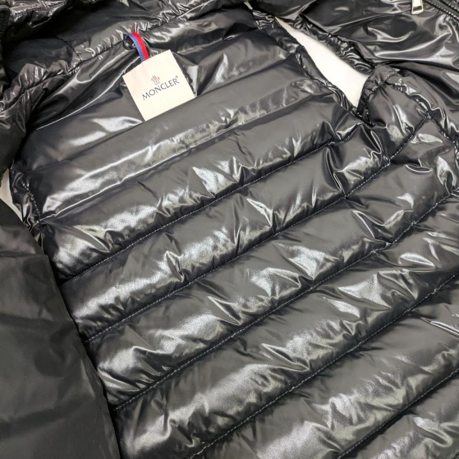 MONCLER（モンクレール） Dz802643 ダウンベスト LANOUX ラヌー