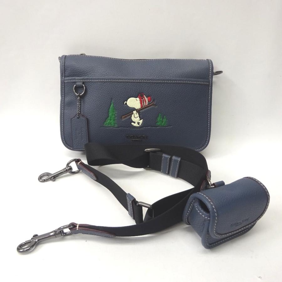 新品コーチピーナッツスヌーピーコンバーチブルクロスボディバッグ