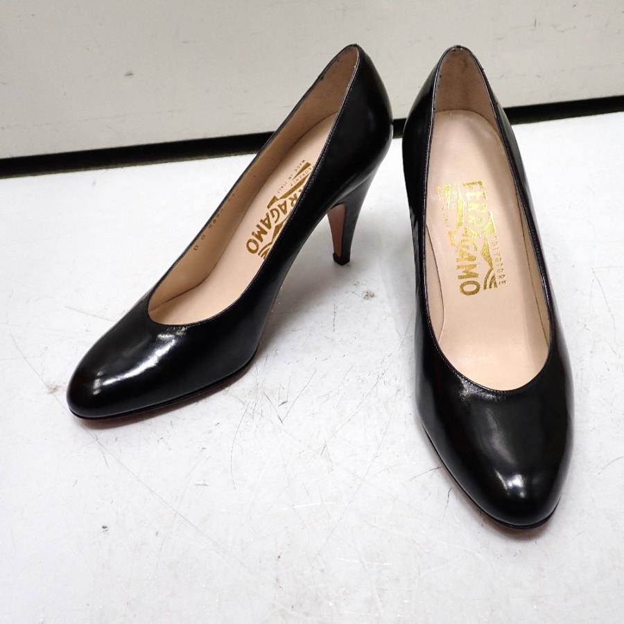 ✨未使用級✨　フェラガモ ブラック　黒　パンプス　クロコ　23 Ft637583 フェラガモ パンプス ブラック レディース Ferragamo 中古