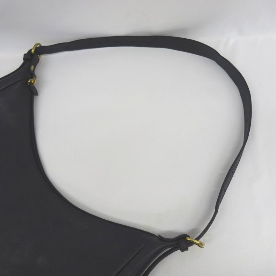 IL BISONTE（イルビゾンテ） KR202884 ショルダーバッグ 斜め掛け