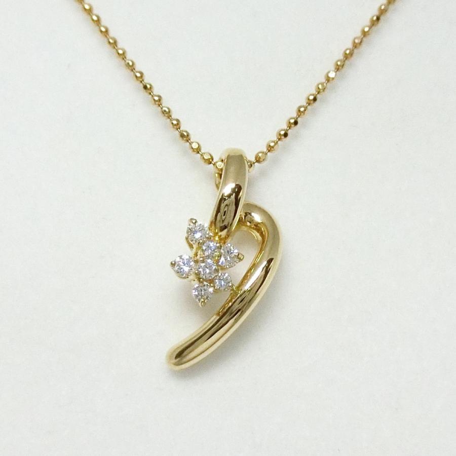 送料無料】星の砂 K18 ダイヤモンドネックレス 7石計0.13ct ☆美品