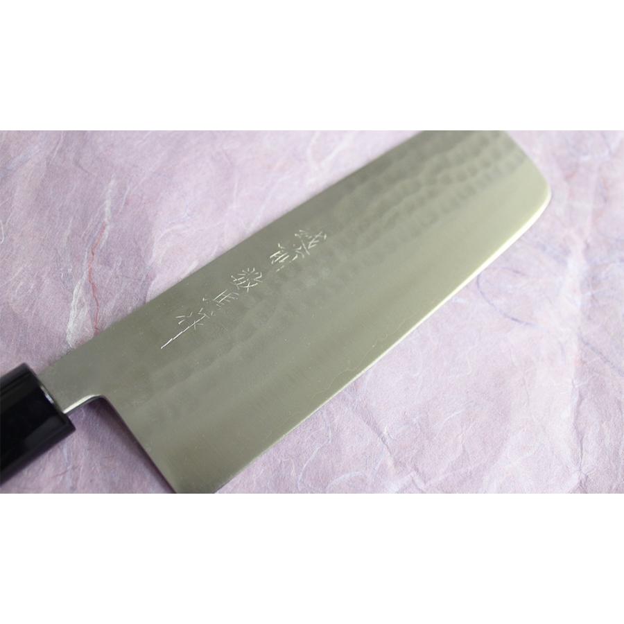 越前数馬 ステンDPゴールド鍛造 鎚目打 菜切 165mm 胡桃柄付|shichifukutool|02