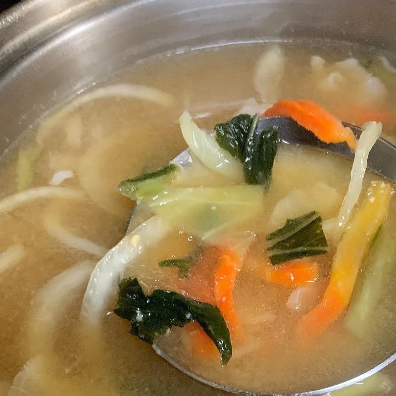 送料無料 乾燥野菜国産ミックス 100g キャベツ にんじん 小松菜 玉ねぎ
