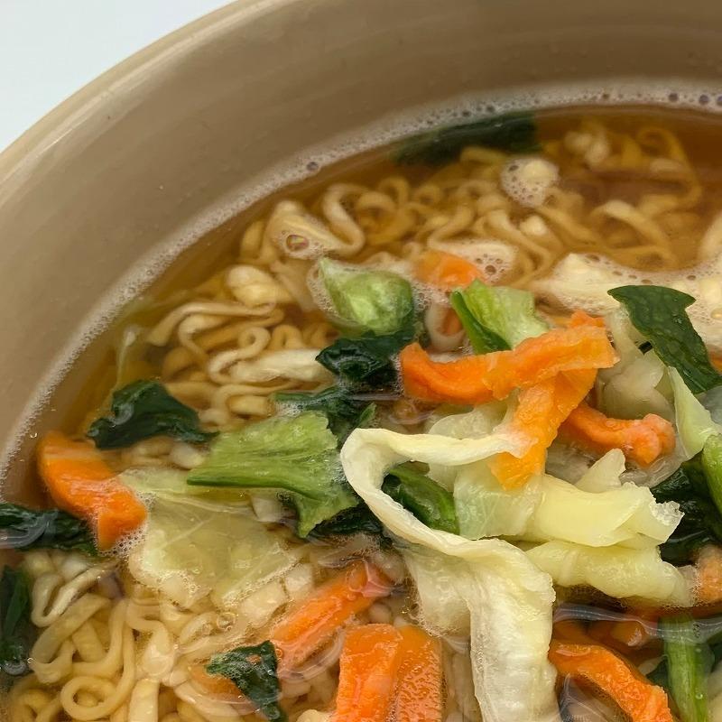 送料無料 乾燥野菜国産ミックス 200g キャベツ にんじん 小松菜 玉ねぎ