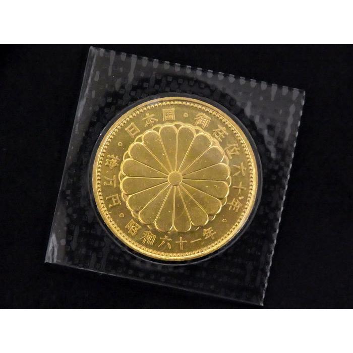 【ほぼ未使用】 【超希少】【未使用 S品】 天皇陛下御在位60年記念 10万円金貨幣 61年銘プルーフ金貨 鳩と水 菊紋 【UOI2603799294】(94080円)