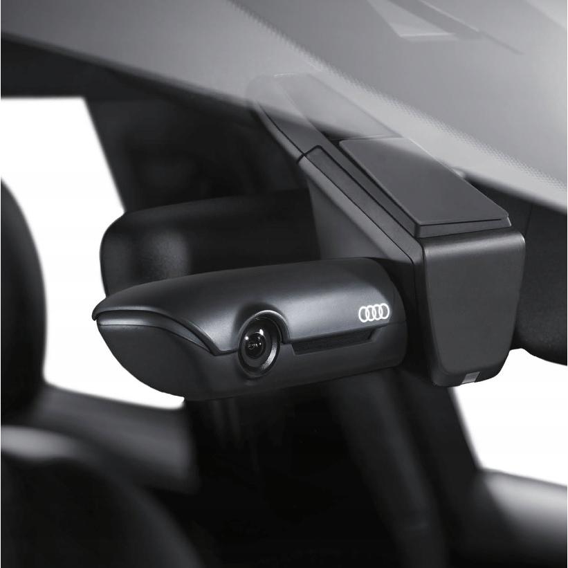 アウディ Audi UTR （ユニバーサル トラフィック レコーダー