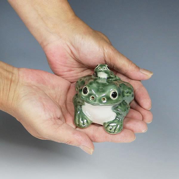 信楽焼 蛙 置物 かえる 陶器 縁起物 かわいい カエル おしゃれ ギフト