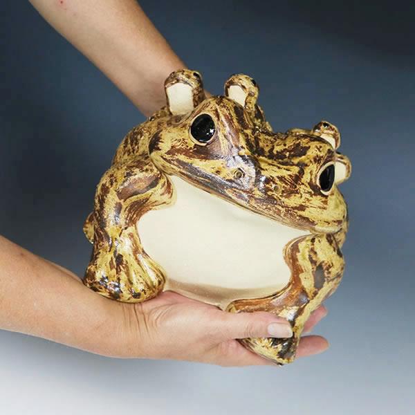 信楽焼 蛙 置物 かえる 陶器 縁起物 かわいい カエル おしゃれ ギフト