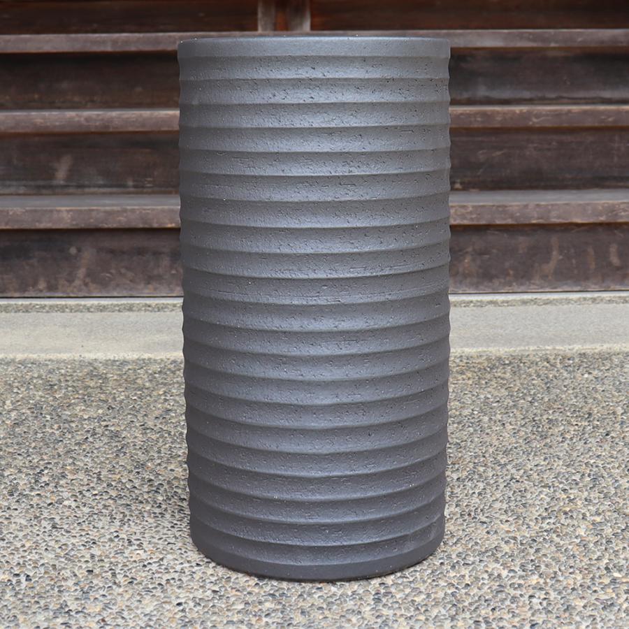 信楽焼傘立て  黒釉ふくろう彫 高さ27cm 傘立て 陶器 信楽焼 おしゃれ 黒 スリム フクロウ 傘入れ モダン