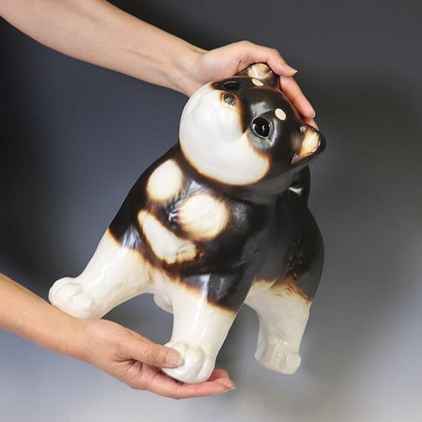 信楽焼 犬 黒柴犬 イヌ 陶器 いぬ 柴いぬ 置物 やきもの 信楽焼 犬 黒柴犬 イヌ 陶器 いぬ 柴いぬ 置物 やきもの