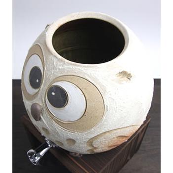信楽焼 2升用フクロウ焼酎サーバー 陶器 ふくろう焼酎サーバー  焼酎サーバー 焼酎ビン 梟 ギフト ss-0099の画像